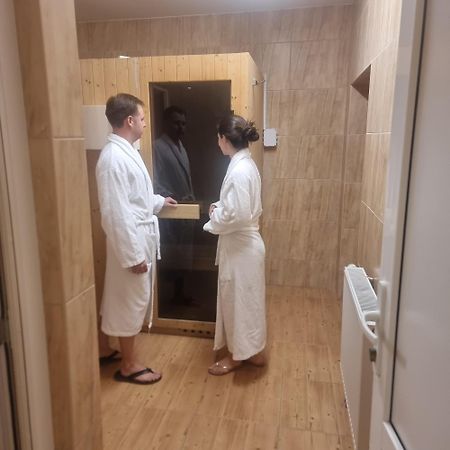VILA URSU din SOVATA BAI&SPA -SAUNA , JACUZZI INTERIOR Exterior foto