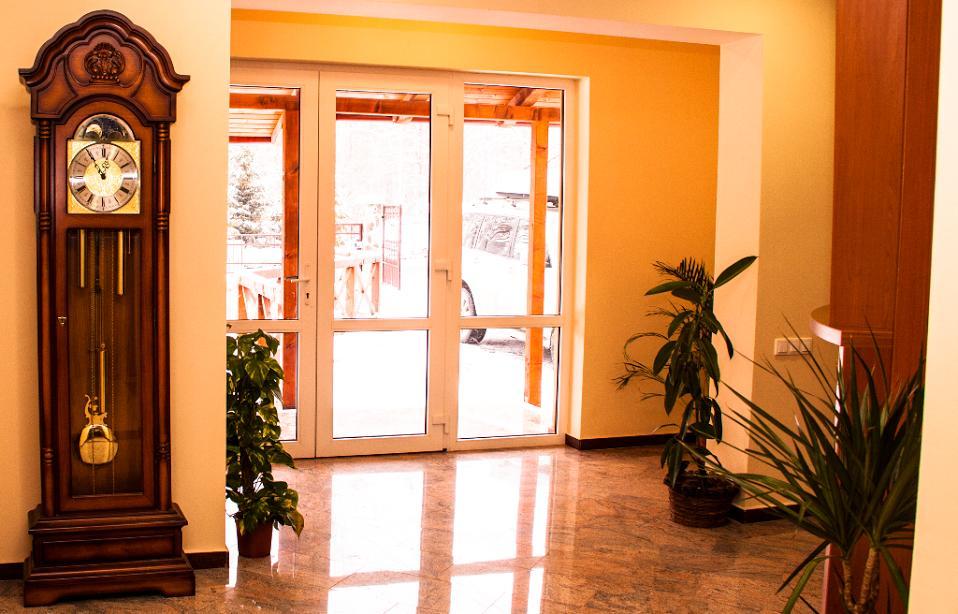 VILA URSU din SOVATA BAI&SPA -SAUNA , JACUZZI INTERIOR Exterior foto